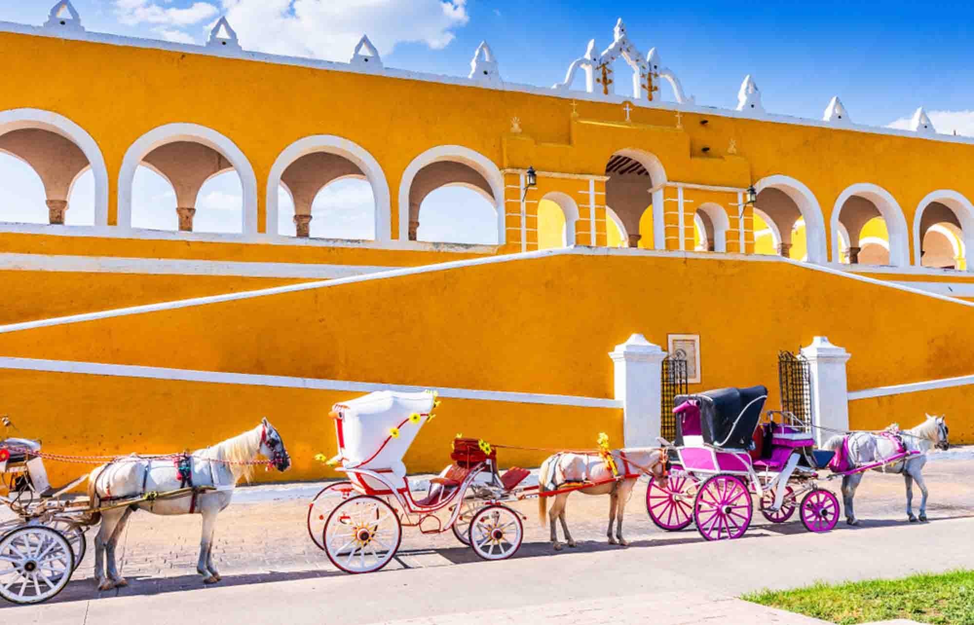 izamal-ville-jaune balade en calèche à Izamal