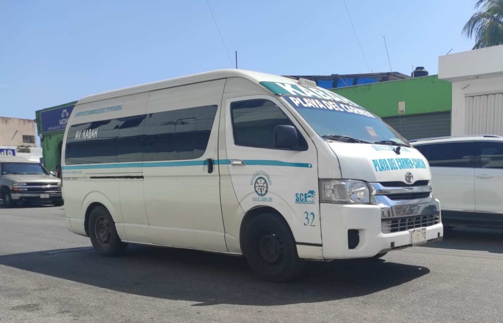 Colectivo à Playa del Carmen